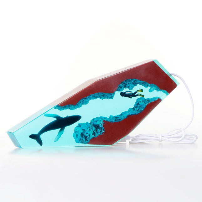 Walvis lamp van epoxyhars en hout