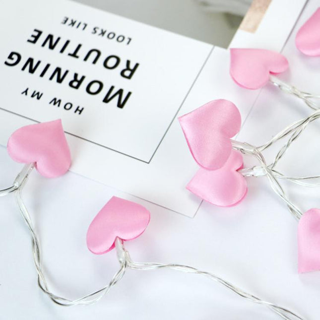 Lichtsnoer met roze hartjes kinderkamer