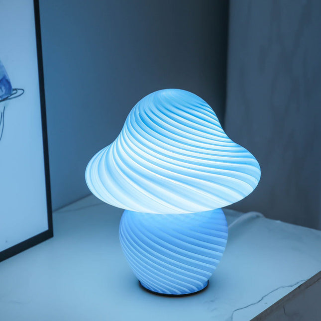 Glazen design lamp in paddenstoelvorm