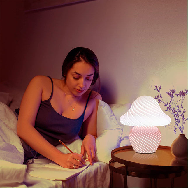 Glazen design lamp in paddenstoelvorm