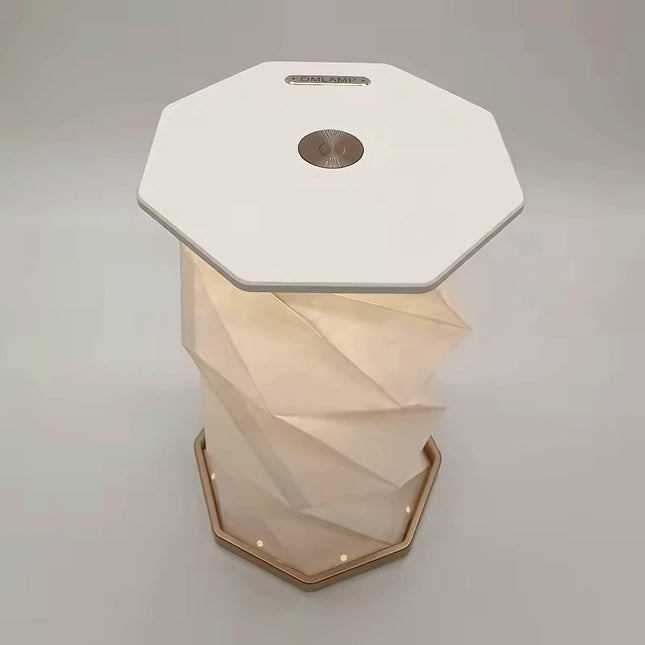 Opvouwbare LED lamp in origami stijl