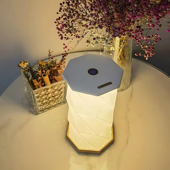 Opvouwbare LED lamp in origami stijl