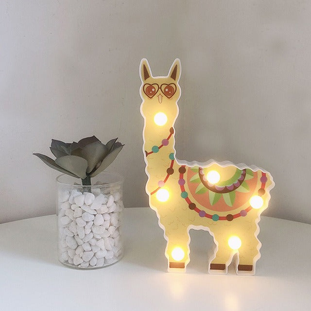 Vrolijke lama wandlamp met LED lampjes