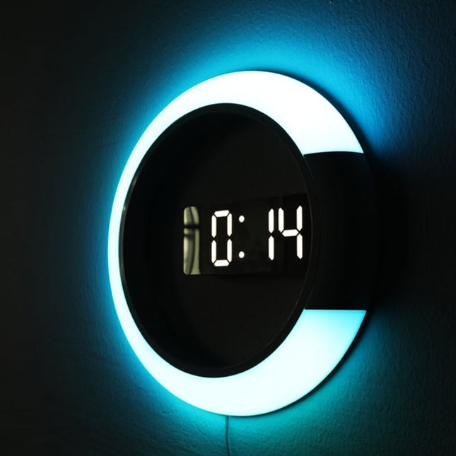 Digitale wandklok met LED verlichting