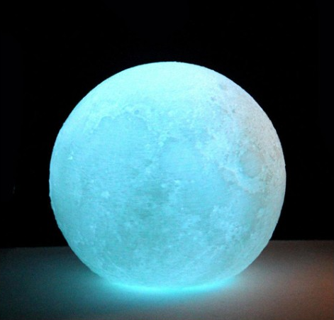 LED maanlamp met meerdere kleuren licht