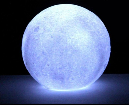 LED maanlamp met meerdere kleuren licht