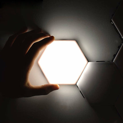Modulaire hexagonale LED wandlamp met touch