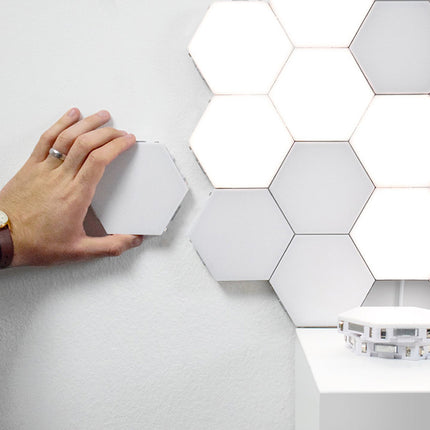 Modulaire hexagonale LED wandlamp met touch