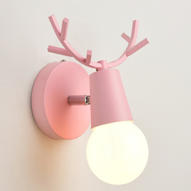 Metalen wandlamp hertengewei voor kinderkamer