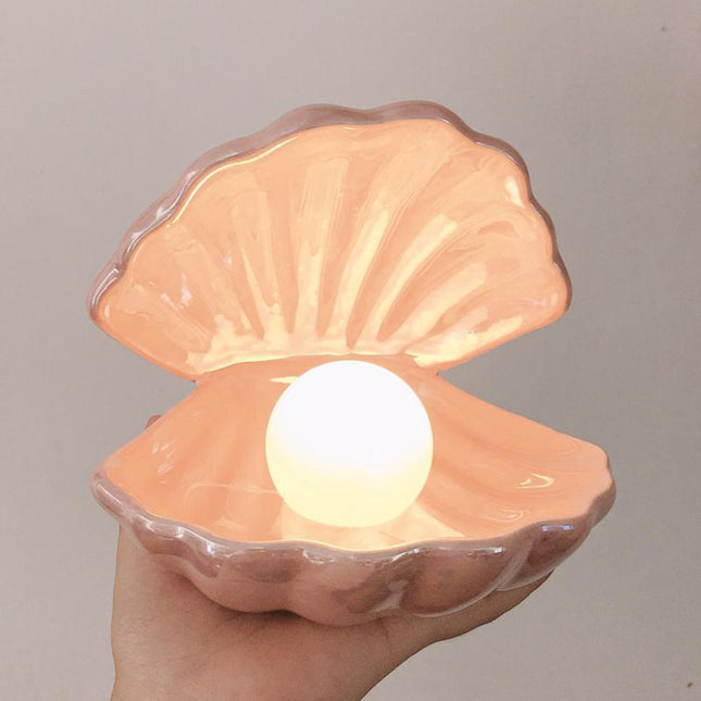 Decoratieve schelp nachtlamp met parel