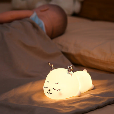 Schattig nachtlampje slapend hertje