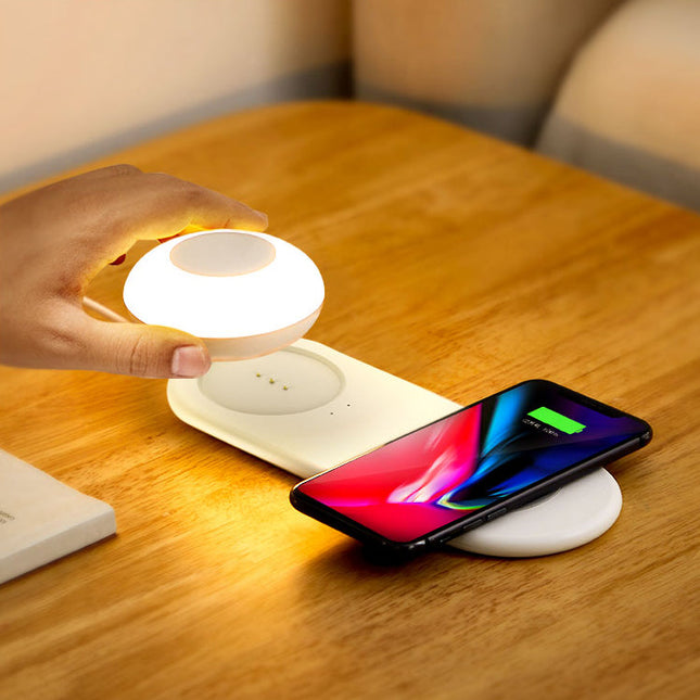 Nachtlampje met draadloze telefoonoplader